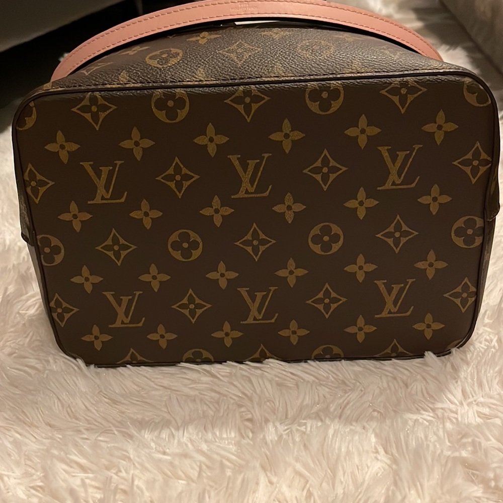 Like New NeoNoe Monogram w Rose Poudre . Come with bag and dust bag- Code SD159 - Picture 4 of 9